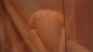 娇小身材的美少妇三P大站，前后夹击征服骚女完美爆，满满一嘴