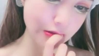 摄淫师钱少没关係 国模丝丝陪着啪啪SM\r\n
