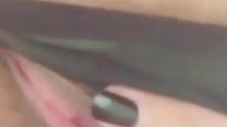 卫校小女友，唯美魔鬼身材，狠狠骑乘高潮