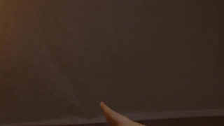 想到她做伴娘时候的欠操样，硬度就加倍