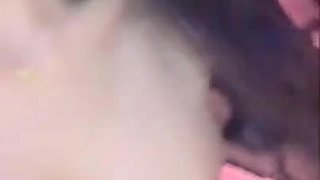 碎花裙yyds，她说：“老公2分钟就射了，都满足不了”