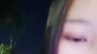 Mandy Muses瘦小的少女身体被她的继兄操了